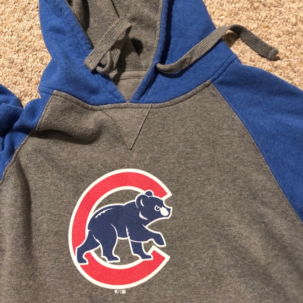 Chicago Cubs hooded sweatshirt - Picture 2 of 4
